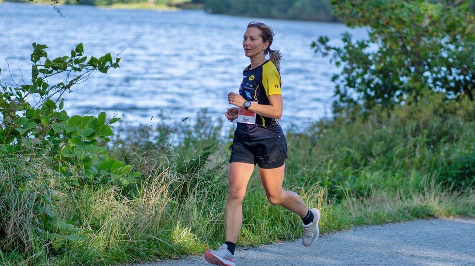 Heidi Nassehi vant maraton for kvinner i årets koronaversjon av Stavanger Marathon. (Foto: Stavanger Fotoklubb / Tor Helge Torgersen)