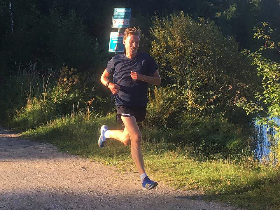 Orienteringsløper Emil Svensk slo den 24 år gamle løyperekorden i Borredalen Rundt. (Alle foto: arrangøren)