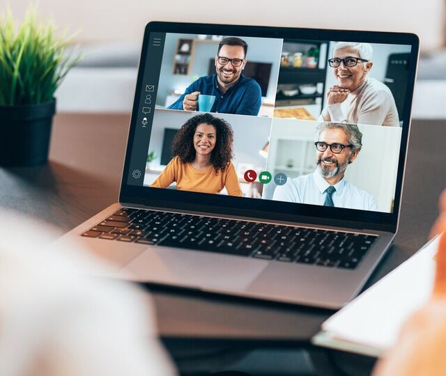 Dårlig kommunikasjon er roten til mye vondt - hva skal til for at vi forstår hverandre bedre?