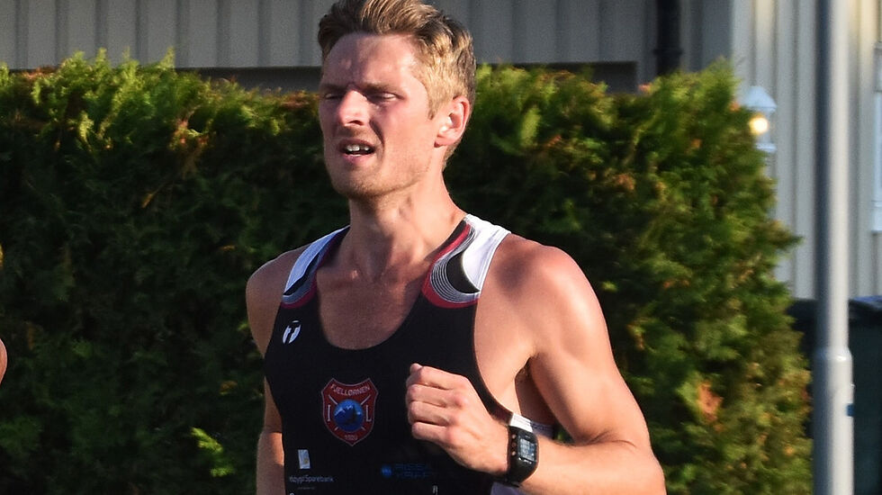Effektiv: Thomas Fremo kombinerer springing på høgt nasjonalt nivå med famlie- og arbeidsliv. (Foto: Tor Jarle Bolme)