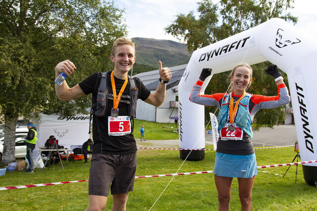 Anders Kjærevik og Anita Iversen Lilleskare fra BFG Bergen Løpegruppe vinnere av den 17.utgave av T6T, Norges hardeste halvmaraton, 21,8 km og 1900 hm.