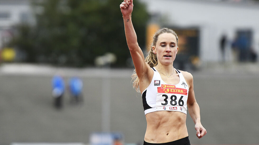 Hedda Hynne var storfavoritt og vant enkelt på 800 meter i NM. (Foto: Bjørn Johannessen)