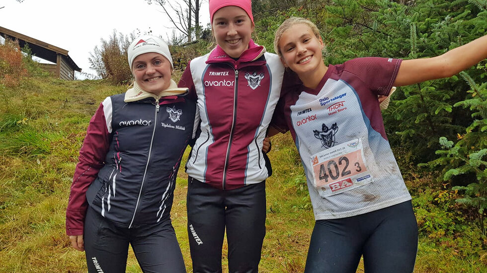 Tre Nydalsjenter som er klare for junior-VM.