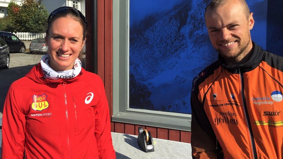 Totalvinnere av Lundehøgda Opp 2020: Merete Weng og Øystein Ulekleiv. (Foto: Bjørn Robstad)