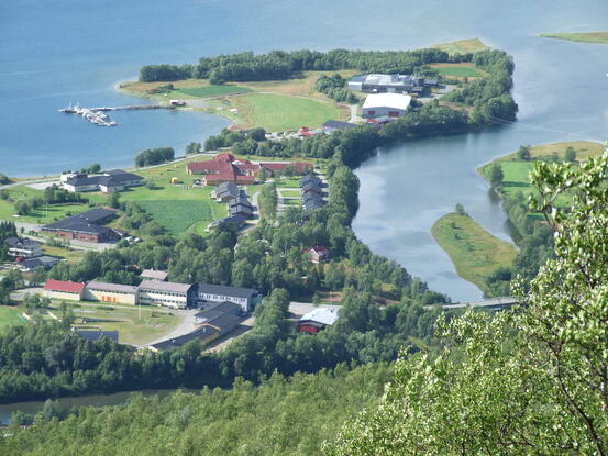 Dronebilde over Nesset ©Kåre Nygård
