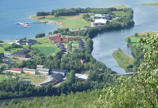 Dronebilde over Nesset ©Kåre Nygård