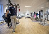 Vi har gode treningsfasiliteter og gir styrketrening med individuell veiledning