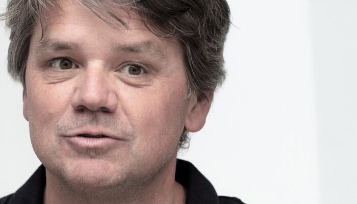 Konsekvensene for dem som ikke får til transformasjoner, er først og fremst misnøye blant medarbeiderne, og at de slutter. Dernest mister man kunder, og til slutt blir det synlig på bunnlinjen, marginene forsvinner og man må gjøre dramatiske grep for å overleve. Dette kan gå raskt dersom man har pågående konkurrenter – eller det kan ta lengre tid å dø en langsom død.