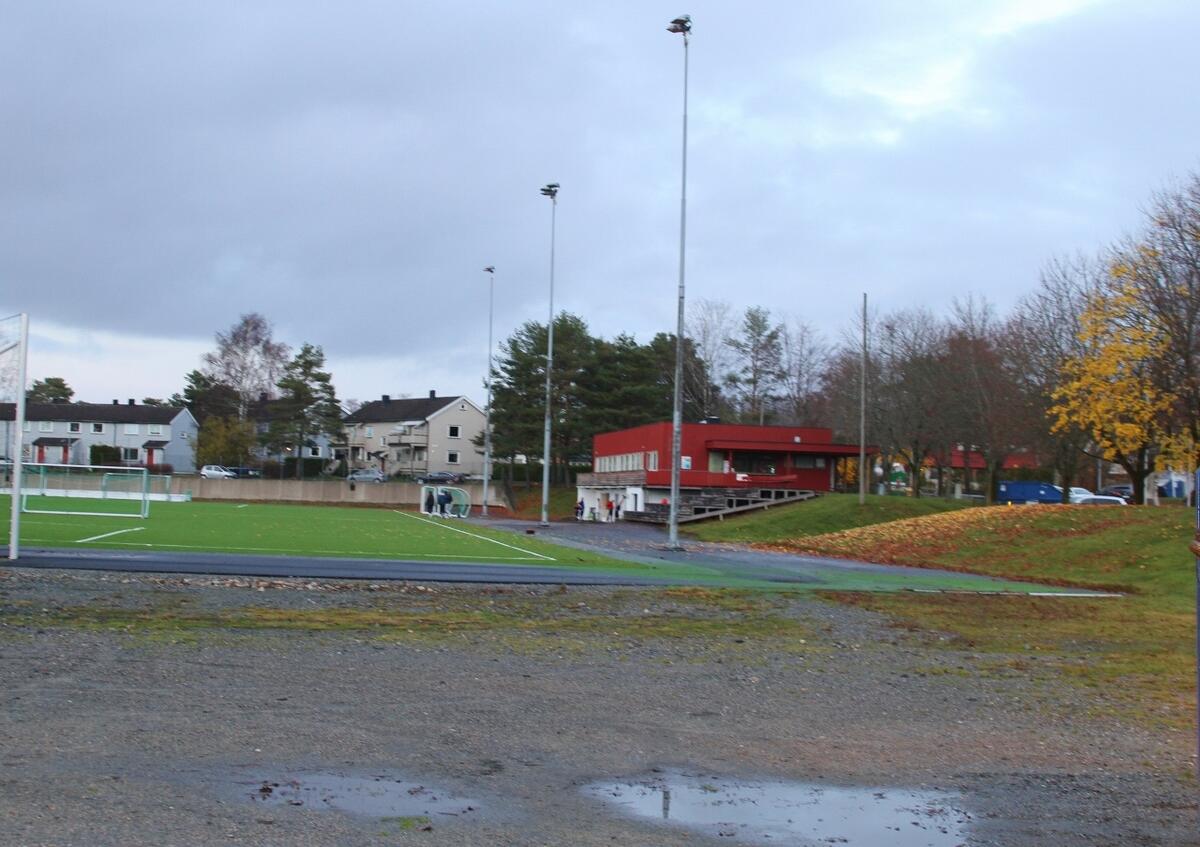 IMG_8826_Inn_mot-Idettshuset (1280x903)