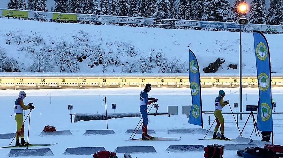 Fra starten for menn senior der Hamar SK's Jørgen Stigen gjør seg klar mellom to Lillehammer-baserte kinesere. (Foto fra Søre Ål IL'ss facebookside) 