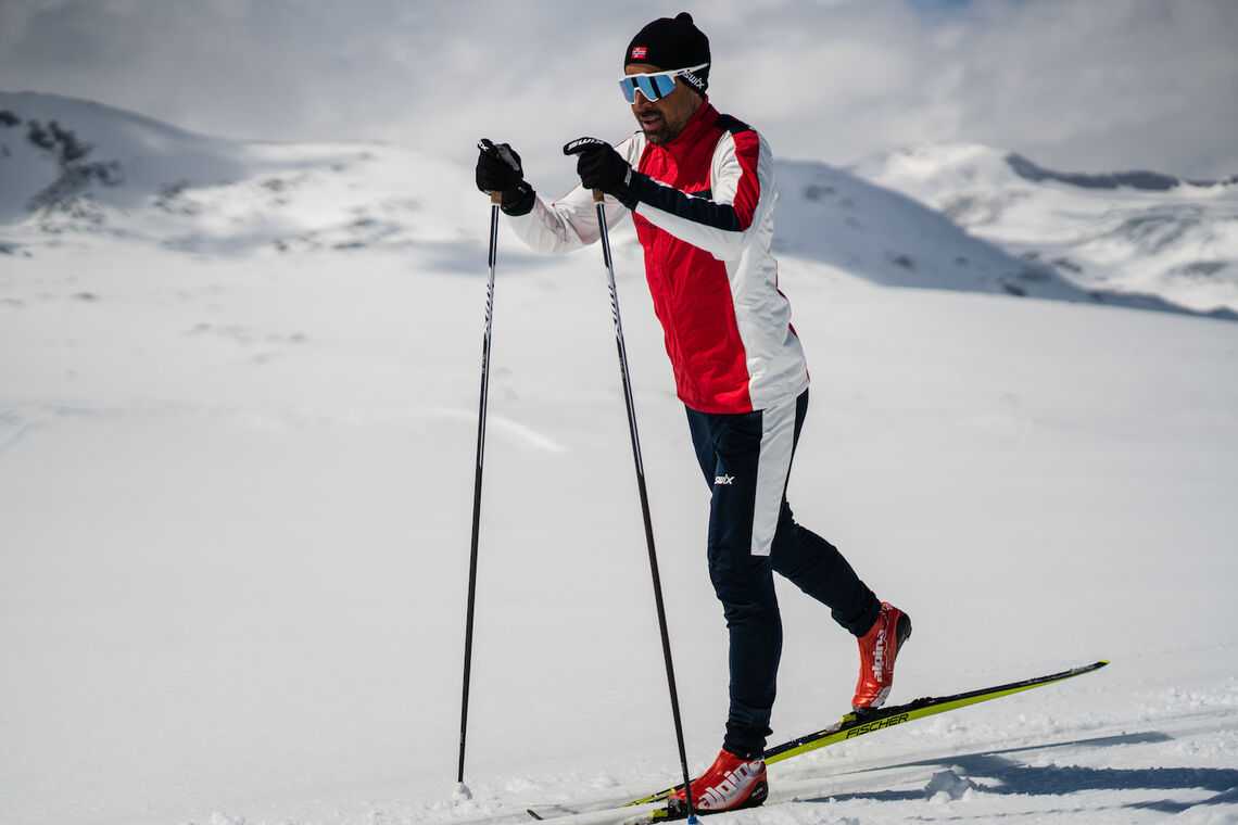 Nils-Ingar Aadne er opptatt av riktig skiteknikk. (Foto: SkiMentor)
