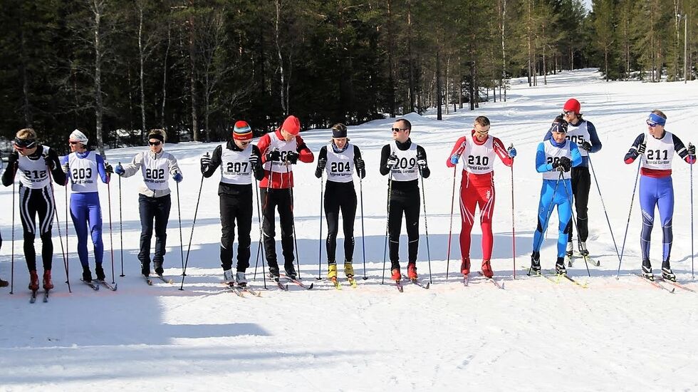 Fra en fellesstart i Tour de Ski Elverum i 2012. (Foto: Jan Harviken)