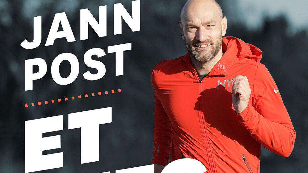 Sportskommentator i NRK, Jann Post, har skrevet en personlig og fengende løpebok kalt Et steg foran. (Omslagsfoto: Bjørn Hytjanstorp)