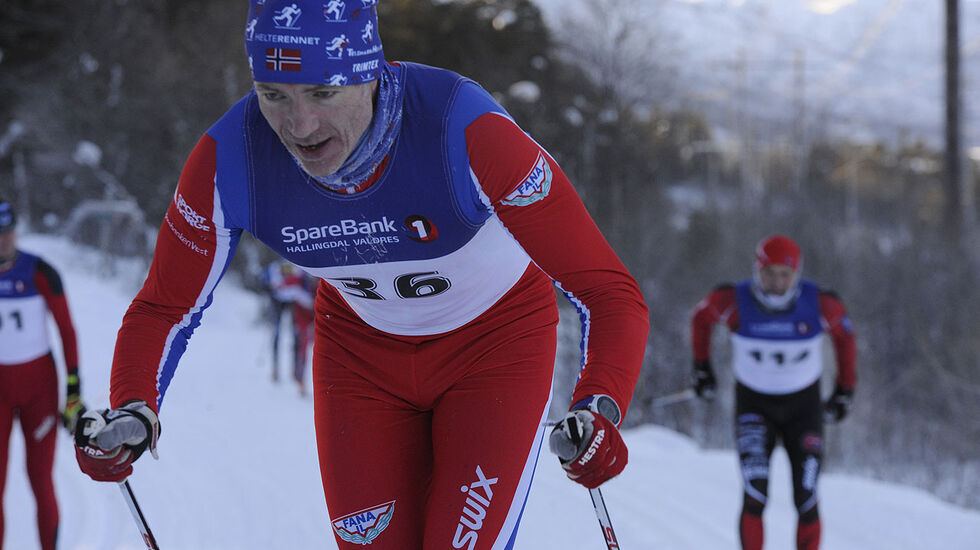 Bjarte Jordal gjorde en god innsats under iskalde forhold i Ustedalsfjorden Rundt. (Foto: Arne Dag Myking)
