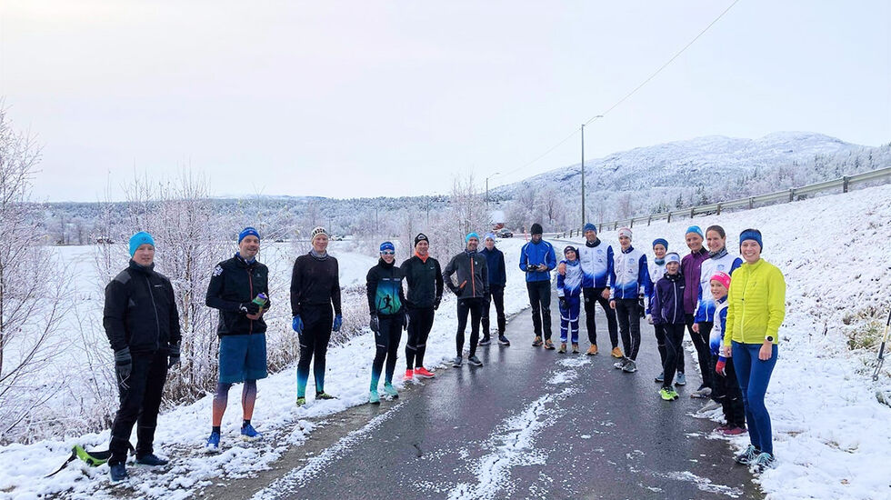 Fellestrening: Ei god treningsøkt blir som regel enda bedre når en kan gjøre den sammen med likesinnede. Her er det Kondistreninga i Alta som er klar til innsats. (Foto: Mats Håpnes)