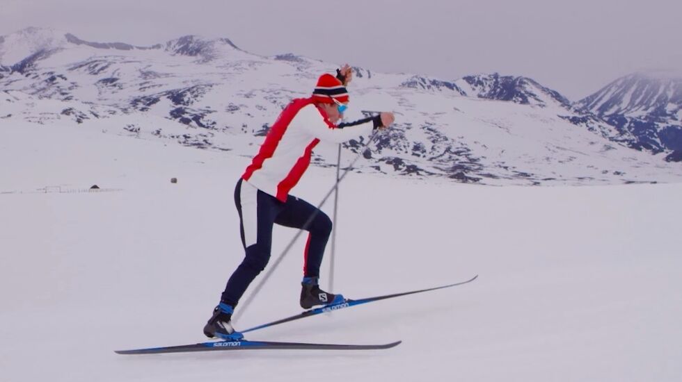 Hoppende padling kan være effektivt for eksempel når man vil prøve å rykke fra konkurrentene. (Foto: SkiMentor)