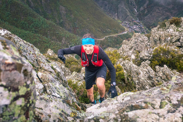 Stian Angermund har vært en av verdens beste fjelløpere i mange år, og nå gleder han seg til å gyve løs på de tøffe traseene som møter han i EM i Skyrunning. (Foto: Pisao Extreme)