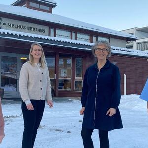 Bilde av vaksinasjonsgruppa, fra venstre: Ida Bakke (sykepleier), Marianne Thoresen (kommunefarmasøyt), Laila Reitan Sundet (helsesykepleier) og Anne Jøraandstad (sykepleier)