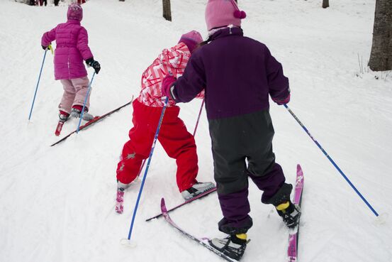 Barn på ski