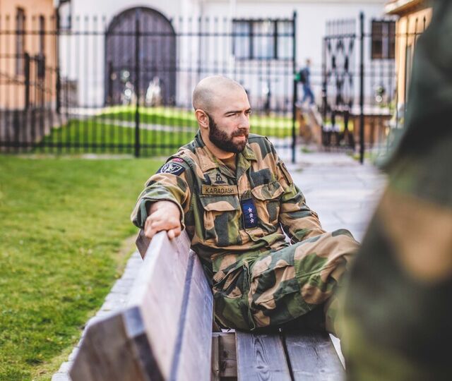 Løs oppdraget, og ta vare på folkene dine