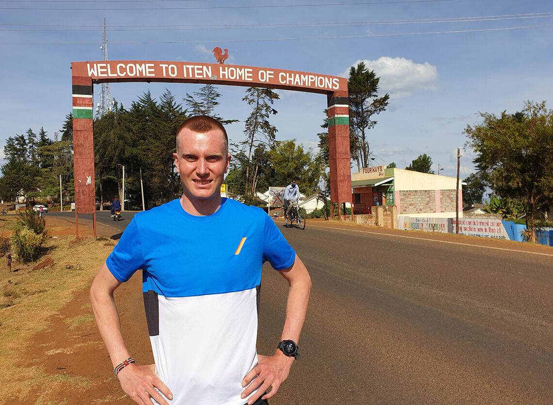 Sondre Nordstad Moen kom nylig hjem fra et lengre treningsopphold i Kenya. Søndag løper han halvmaraton i den tyske byen Dresden. (Foto: Andreas Grøgaard)