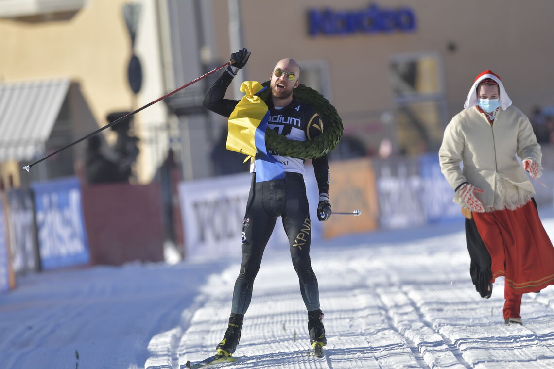 Tord Asle Gjerdalen vant Vasaloppet for første gang, og sikret Norges 9. seier på rad. (Foto: Vasaloppet)