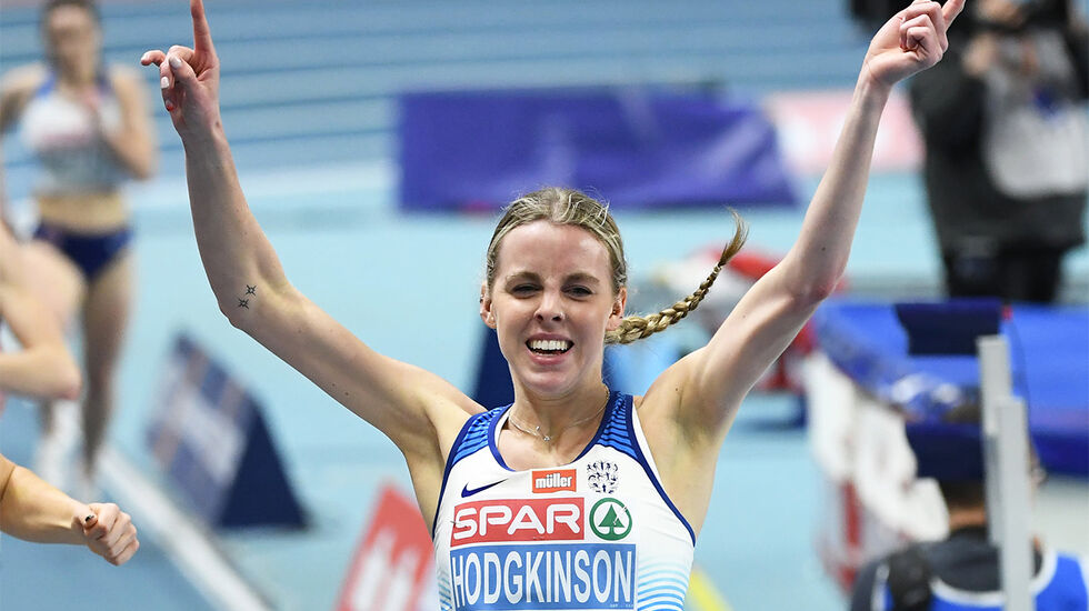 Keely Hodgkinson har bare så vidt fylt 19 år, men kunne juble for EM-gull på 800 m. (Foto: Det britiske friidrettsforbundet) 