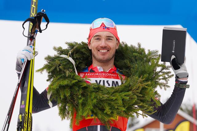 Andreas Nygaard er god til å stake og satte nylig verdensrekord på maraton på Concept2 SkiErg. Dette bildet er fra da han vant det 100 km lange avslutningsrennet i Ski Classics i svenske Vålådalen i 2021. (Foto: Visma Ski Classics)