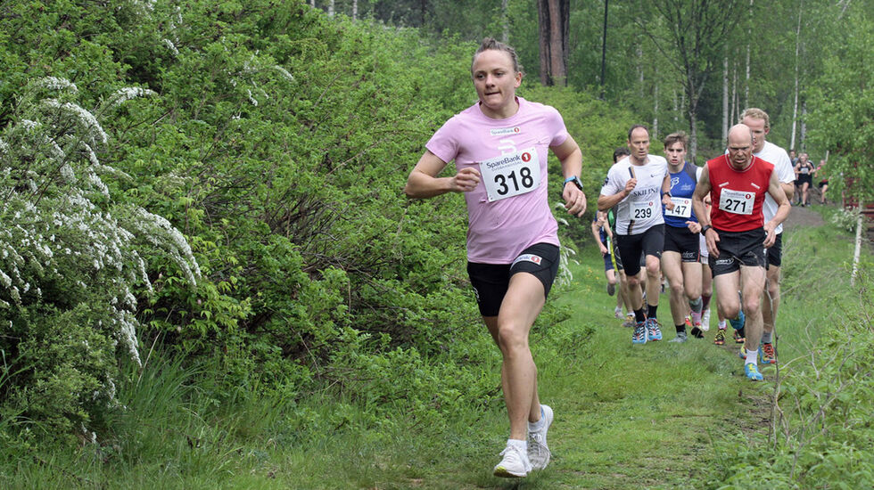 Maiken Capersen Falla i aksjon Hovemoenløpet på Lillehammer i 2019. (Foto: Jørgen Skaug)
