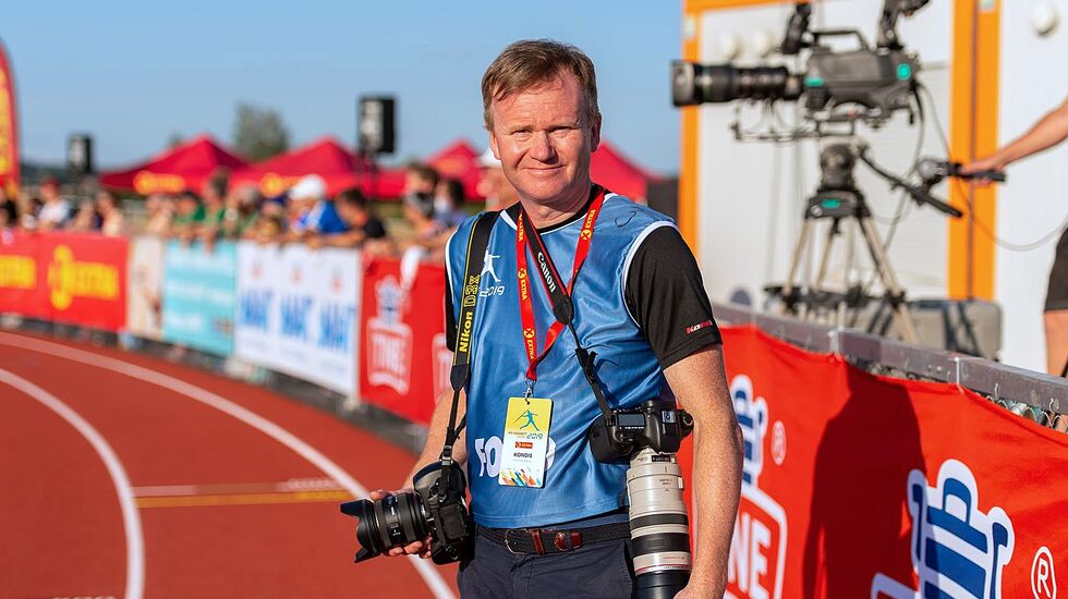 Kondisreporter Arne Dag Myking spør om mosjonister trenger idrettsfest som treningsmål. Bildet er tatt under NM Friidrett på Hamar i 2019. (Foto: Samuel Hafsahl)