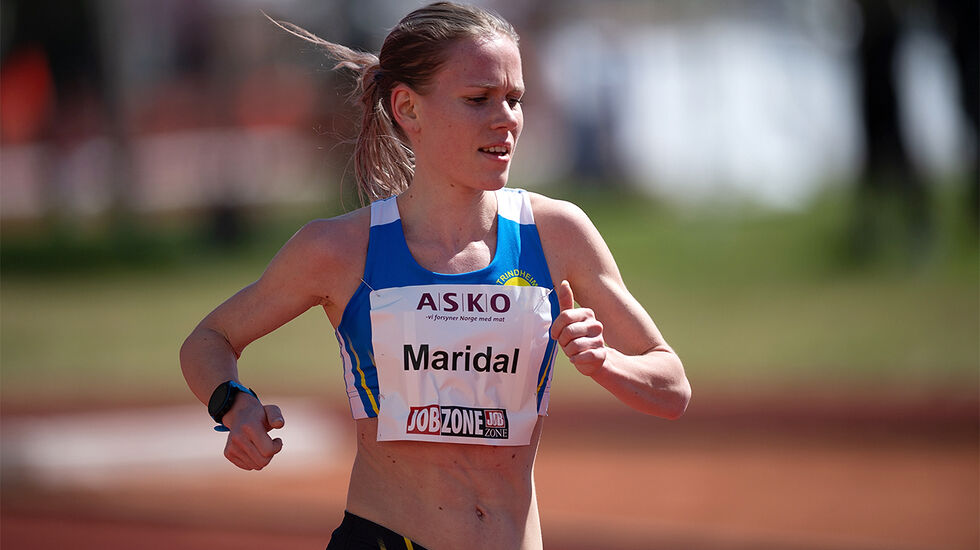 Hanne Mjøen Maridal har opna sesongen med å sette pers på både 3000 m og 10 000 m. Her ser vi henne i aksjon på Bislett stadion sist helg. (Foto: Samuel Hafsahl)