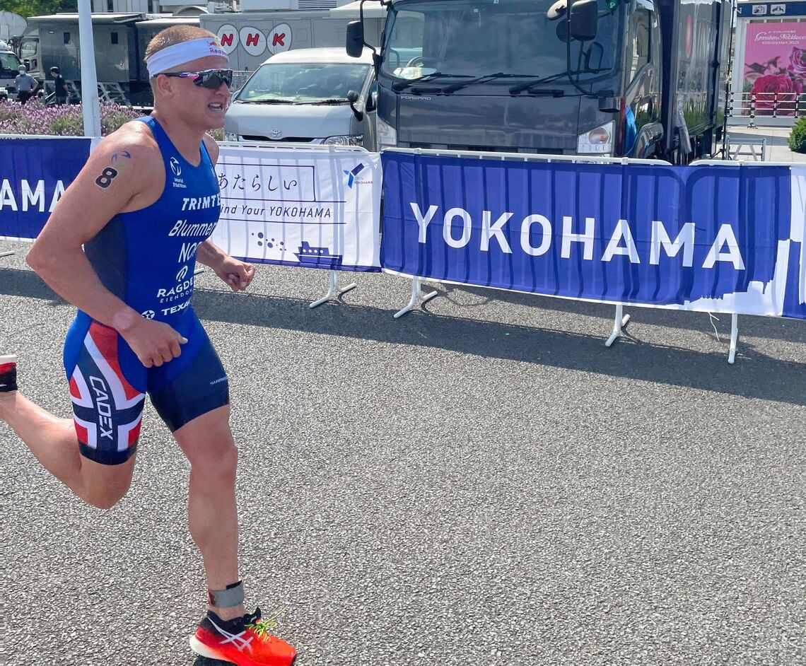 Kristian Blummenfelt startet sesongen knallsterkt med seier i Yokohama. (Foto: Arild Tveiten, Triatlonforbundet)