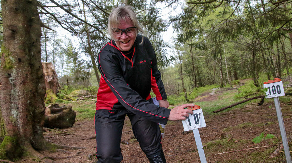 Yngvil E. Dahl, Ceragon BIL, kan stemple inn på den siste posten i løypen. (Alle foto: Arne Dag Myking)