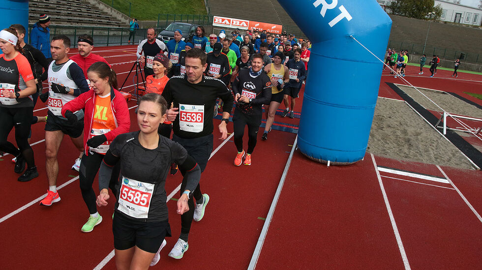 Det blir start og mål fra Fana Stadion som vanlig i Maratonkarusellen. Her fra et løp i oktober i fjor. (Foto: Arne Dag Myking)
