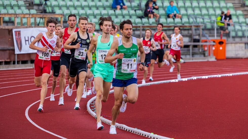 Det var mange løpere i aksjon under 1500 Elite på Bislett, og de persolige rekordene ble senket en etter en. Her kan du se et utvalg av bilder fra stevnet. Alle bilder: Samuel Hafsahl