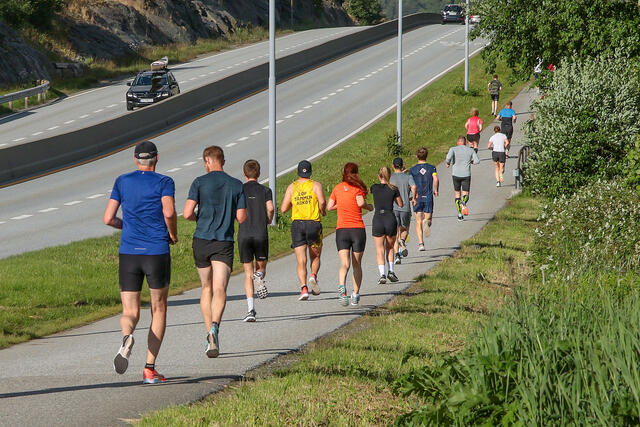 Det var flere enn sist som tok på seg startnummeret og løp Sommerkarusellen denne gangen. (Foto: Arne Dag Myking)