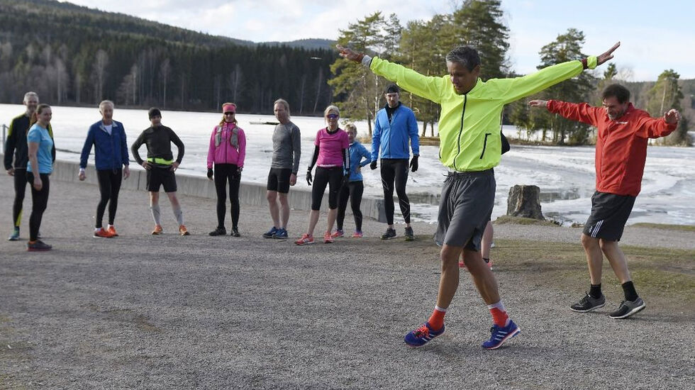 Når Tim Bennett skal danse seg gjennom en rask 1500 m, så er det nok ingen ulempe at han også har dansa litt på trening. (Foto: Bjørn Johannessen)