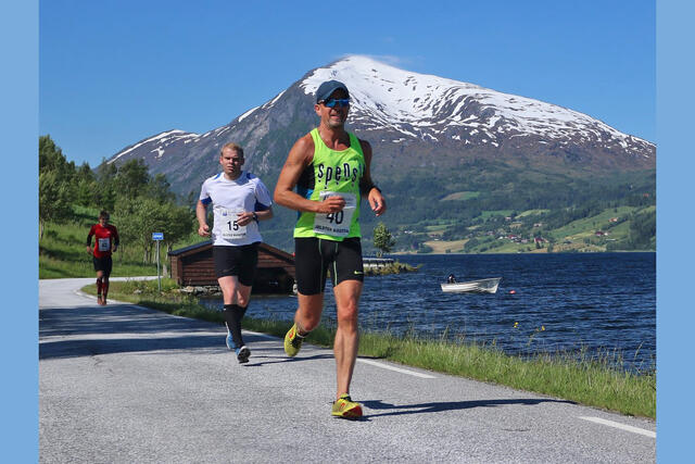 Det tradisjonsrike Jølster Maraton er i år vertskap for NM Maraton. (Foto: arrangør)