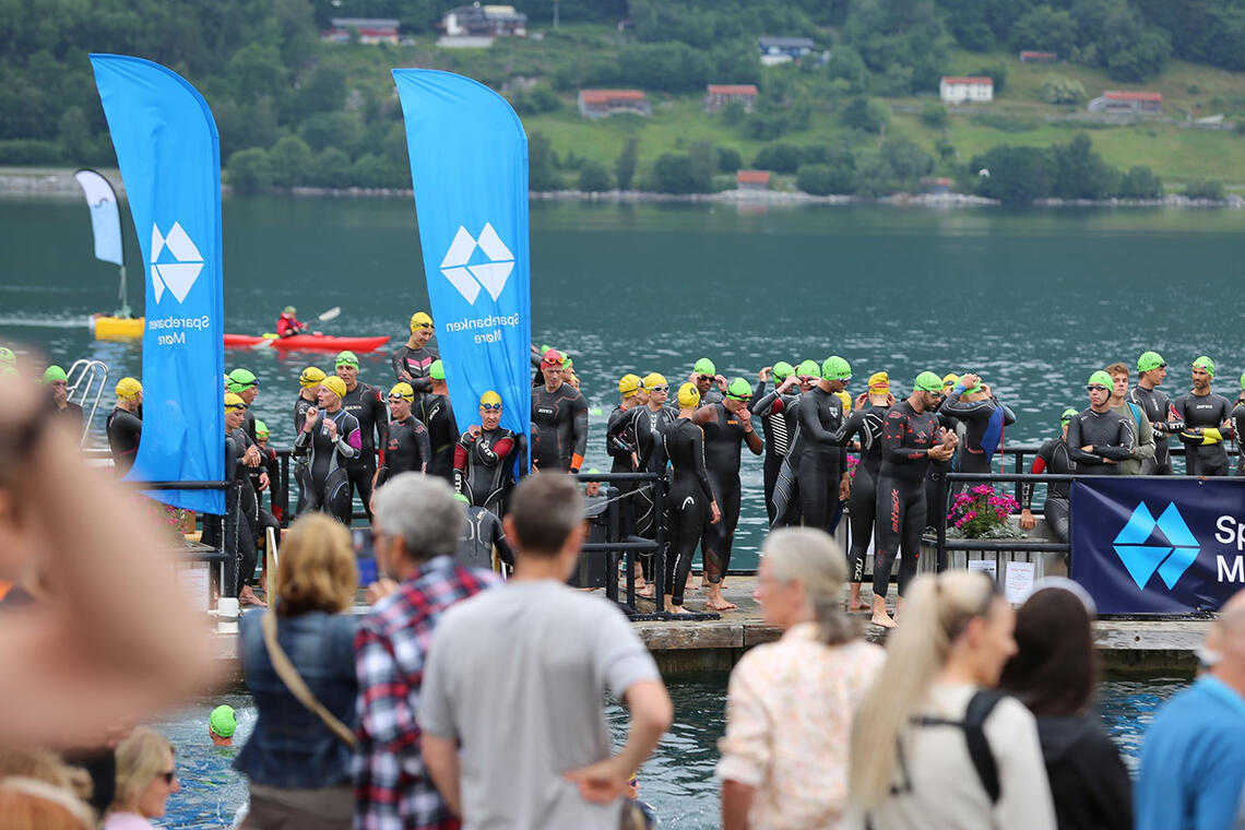 Trollveggen Triathlon var fulltegnet, og ble arrangert for 12. gang denne helgen. (Foto: Kjell Peder Gyldenskog)