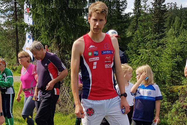 Dobbeltvinner Håvard Lucasen på fra start søndag. (Foto: Stein Arne Negård)