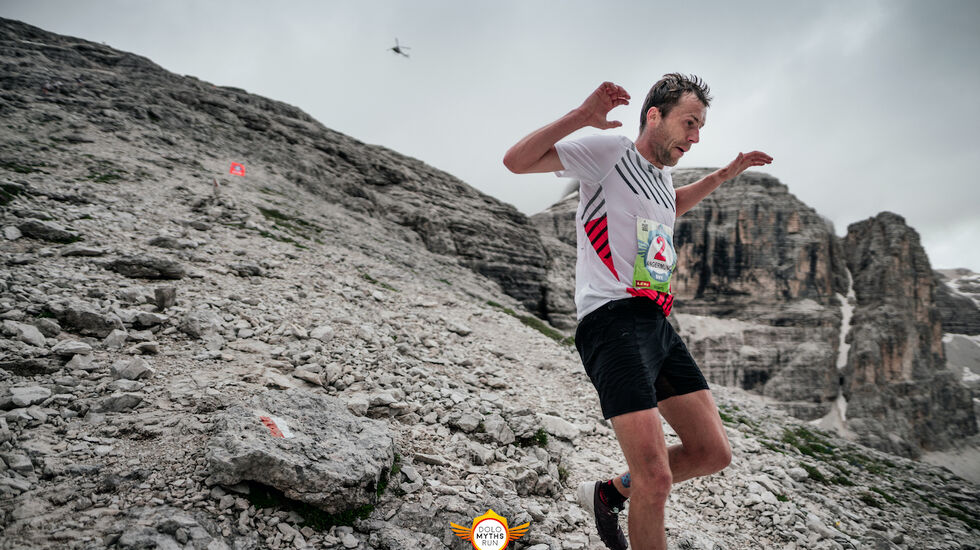 Stian Angermund tok fram fantastiske kvaliteter nedover i dag. (Foto: @ksaragossa / Golden Trail Word Series)