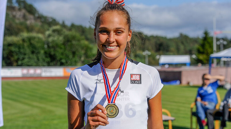 Solveig Cristina Hernandez Vråle er nå juniornorgesmester på 1500 meter i U23-klassen. (Alle foto: Arne Dag Myking)