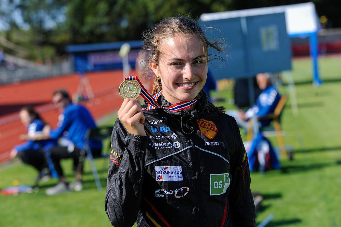 Ingeborg Østgård kan nå kalle seg både europamester og norgesmester på 1500 meter. (Alle foto: Arne Dag Myking)