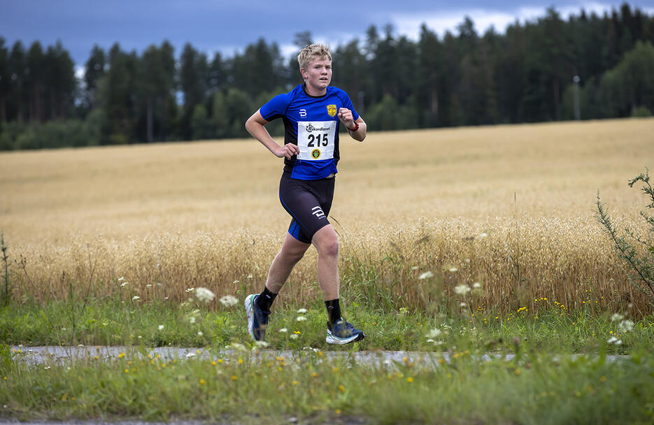 5 km: Kristian Limbodal Ørbæk, Nordre Eidsvoll IL 22.14.