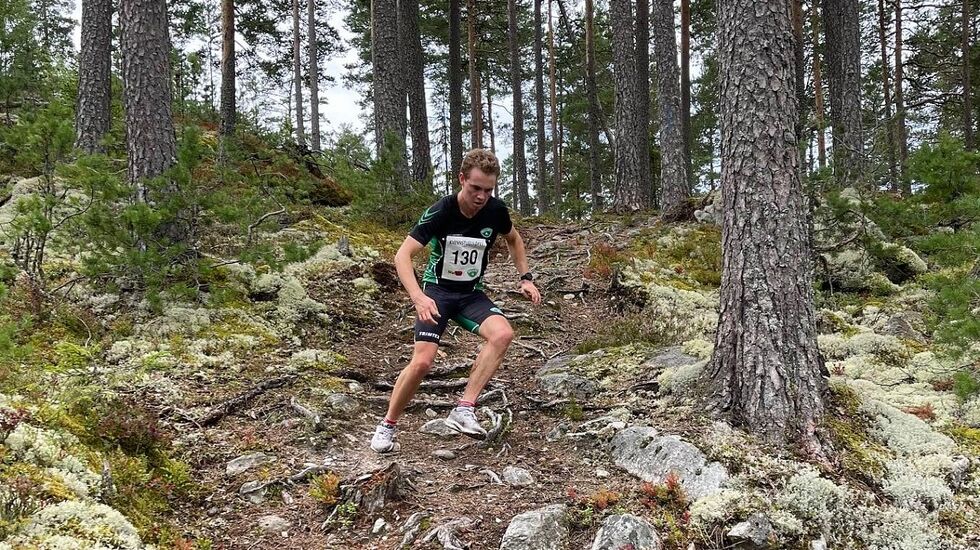 Petter Myhr på full fart ned i til klar løyperekord på hjemmebane. (Foto fra løpets facebookside)