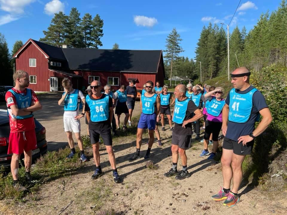 Klare til årets siste start på Velta i Åsnes. (Foto: Gunn Helen Kjensmo)