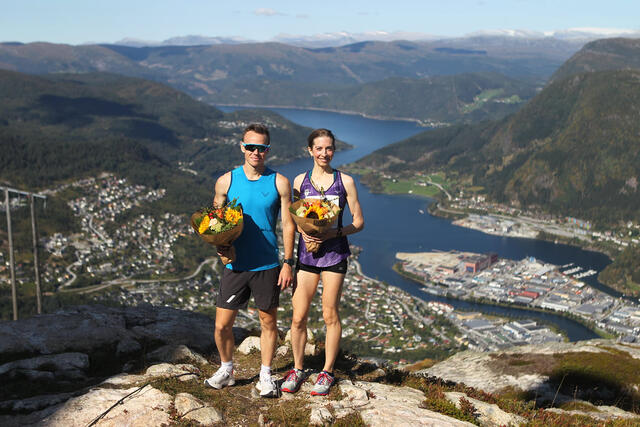 Norgesmestere i motbakke. Johan Bugge (Eidsvåg IL) og Annie Bersagel (Tjalve). (Foto: Stig Roger Eide, Bystien Førde Opp)