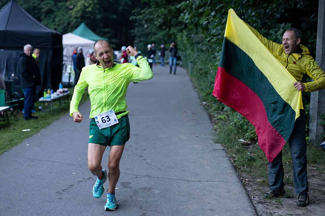 Aleksandr Sorokin da han satte verdensrekord på 24-timersløp i Polen i august. (Foto: Sorokins Facebookside, med tillatelse)