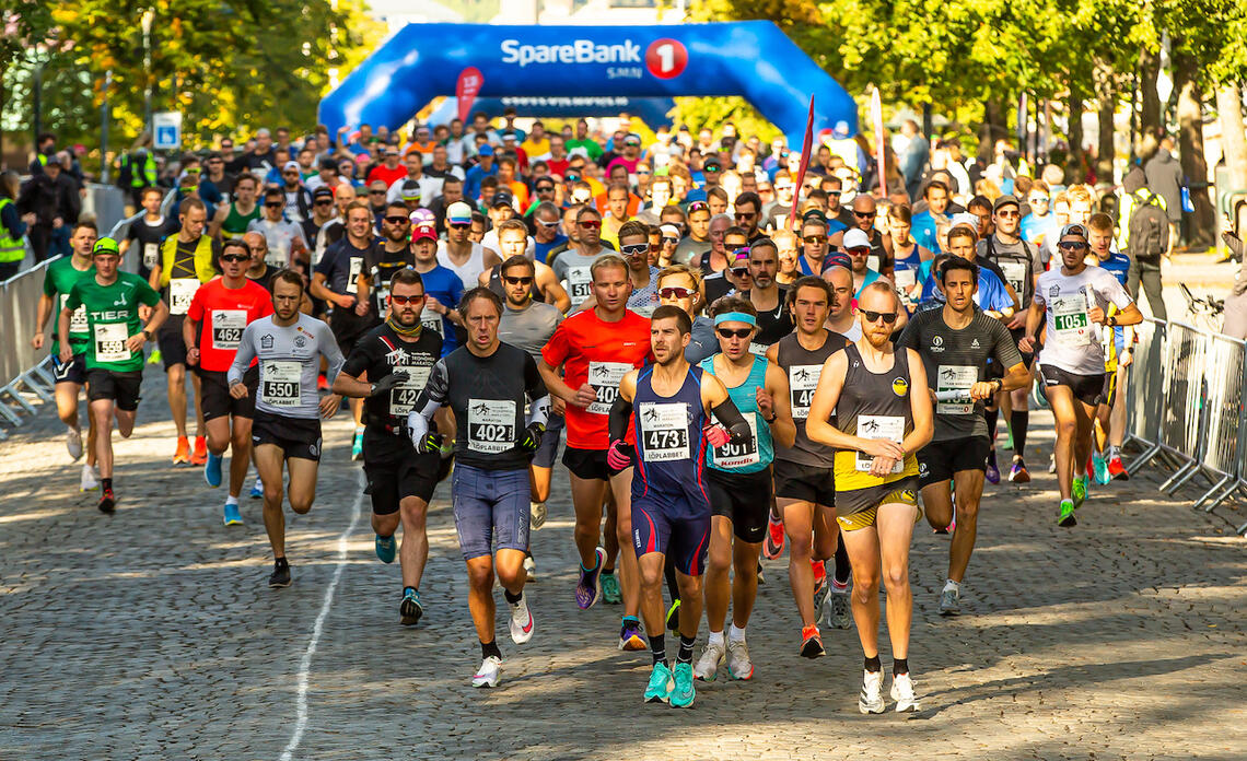 Nesten 3000 løpere deltok i 2021-utgaven av Trondheim Maraton. (Foto: Kjell Thore Leinhardt)