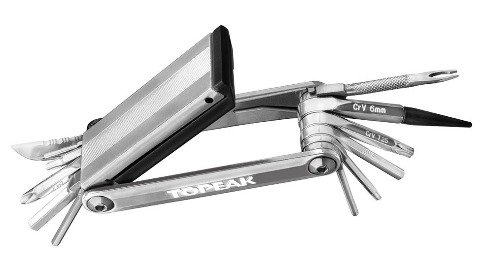 Topeak Tubi 18 multiverktøy med reparasjonskit for slangeløse dekk. (Foto: produsenten)